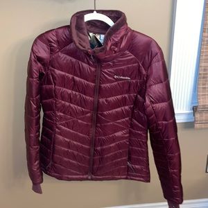 NWOT. Maroon Columbia women’s winter jacket